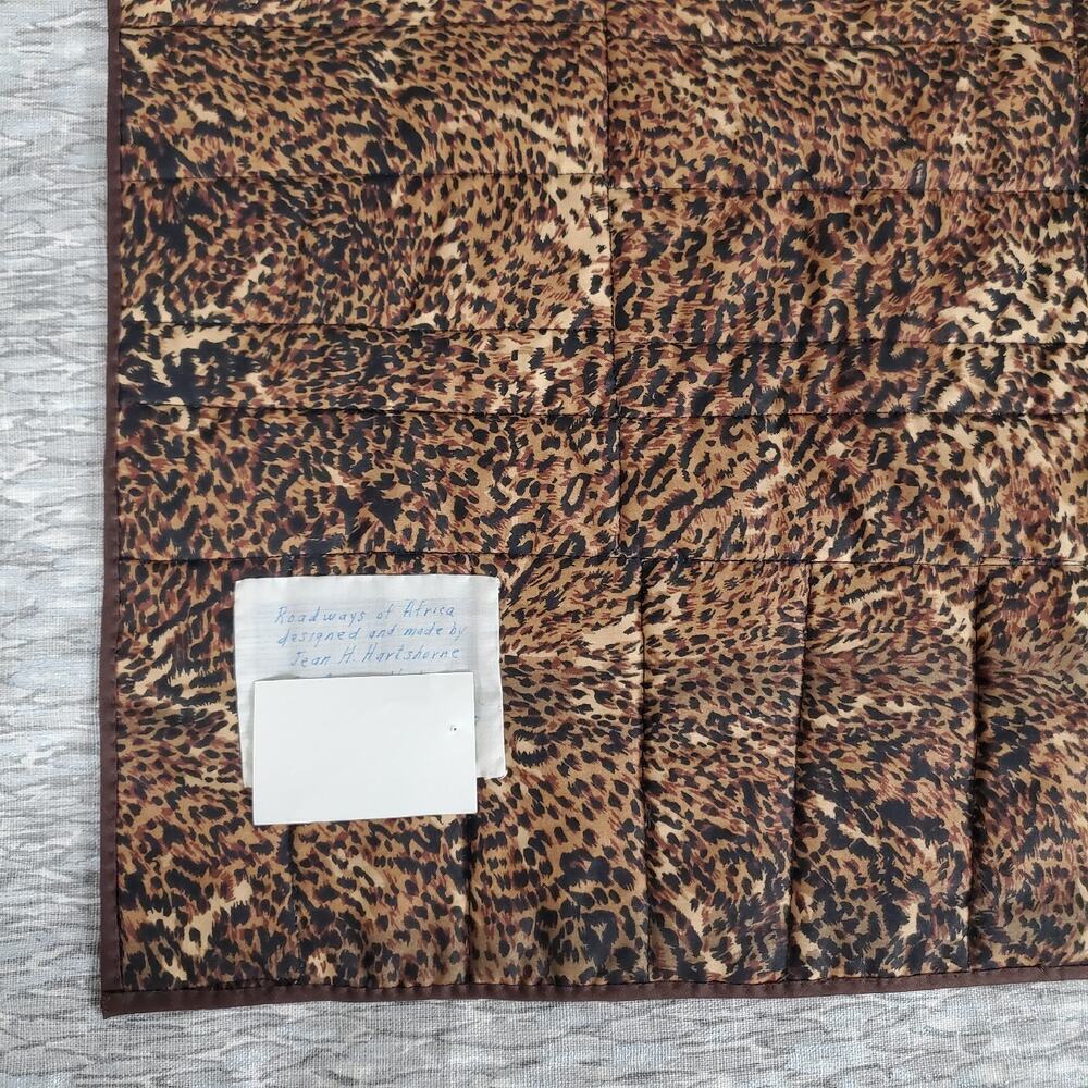 Beautiful 36"x41" Quilted Art Wall Hanging signed by Artist - Roadways of Africa - Picture 8 of 12